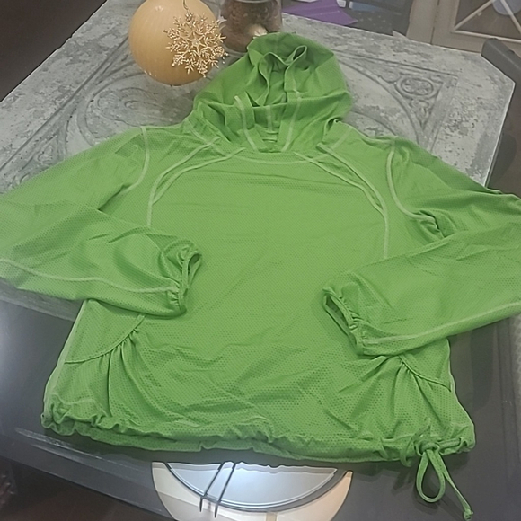 LULULEMON ATHLETICA WOMEN'S PULLOVER HOODIE MEDIUM SIZE LIKE NEW - Picture 1 of 8